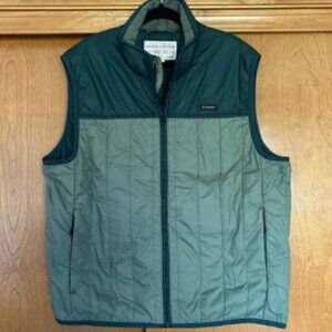 Filson UltraLight Quilted Colorblock Vest in Seaspray Size XXL